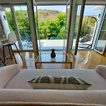 Villa Blanc - With Riverside Buna