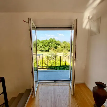 Villa Blanc - With Riverside Buna